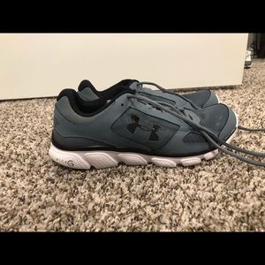 Men’s UA micro-wounded warrior tennis shoes